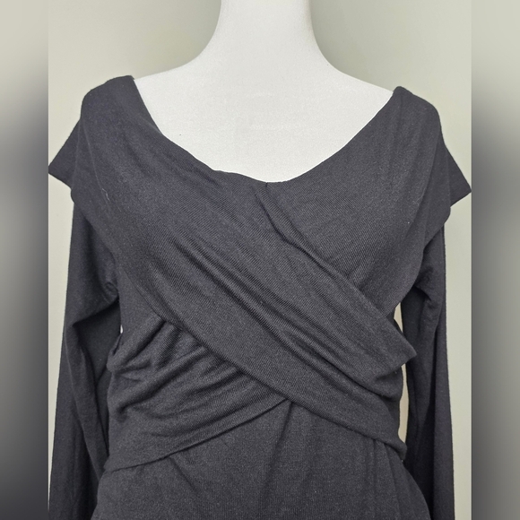 Long Sleeve Over Shoulder Cross Front Maternity Top Isabel Maternity MED - Picture 4 of 11